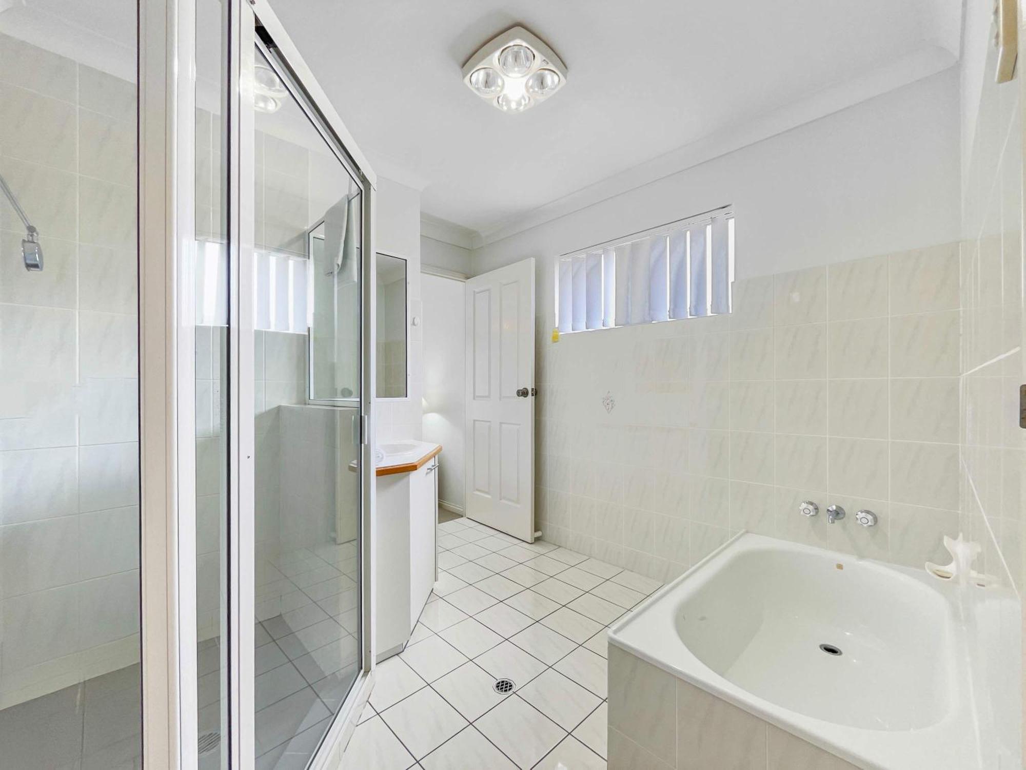 2Brm Self Contained Unit In Bribie Apartment Bellara Exterior photo